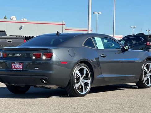 Used 2013 Chevrolet Camaro LS RWD image 2