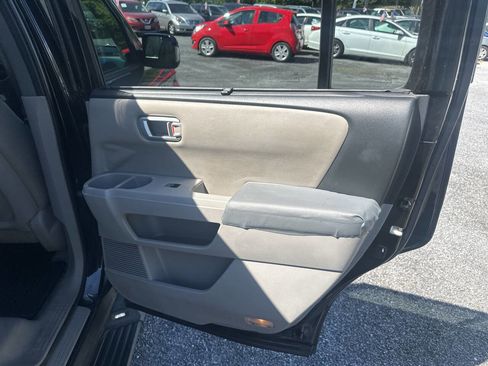 Used 2011 Honda Pilot Touring image 18