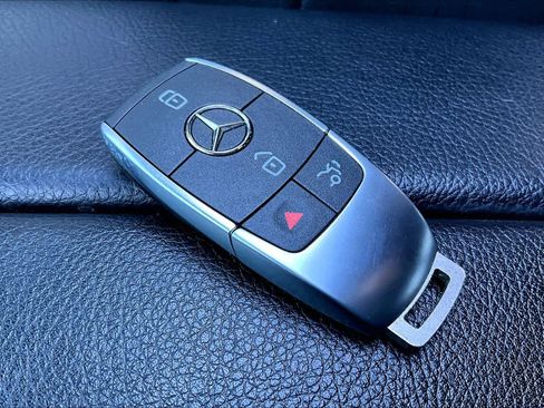 Used 2023 Mercedes-Benz GLE 450 4MATIC image 14