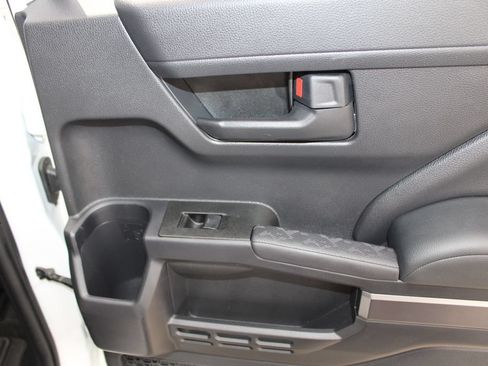 Certified 2025 Toyota 4Runner SR5 AWD/4WD image 54