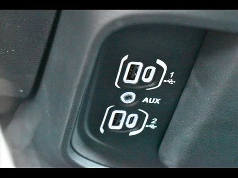 Used 2025 RAM 1500 Tradesman image 11