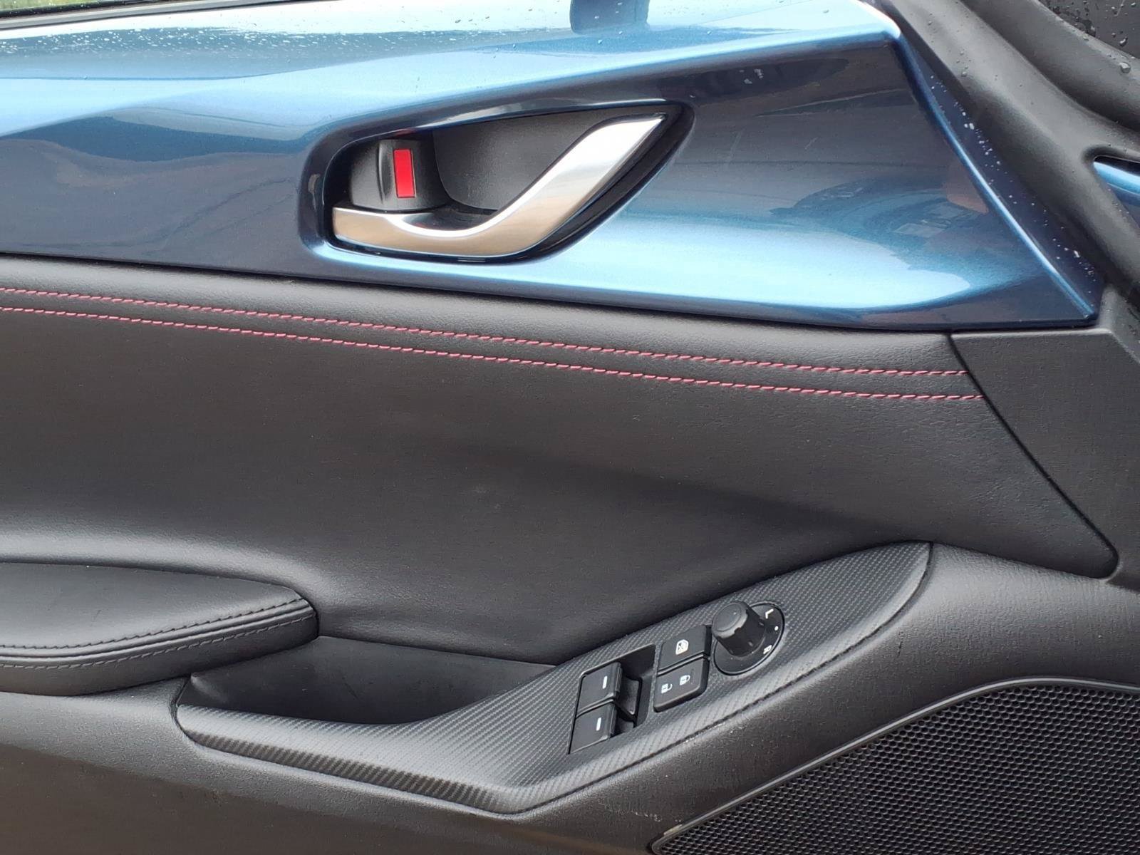 Used 2019 MAZDA MX-5 Miata RF Grand Touring RWD image 19