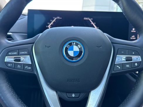 Used 2023 BMW i4 eDrive35 w/ Premium Package RWD image 30