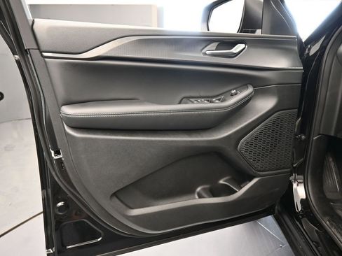 New 2026 Jeep Grand Cherokee Laredo RWD image 15