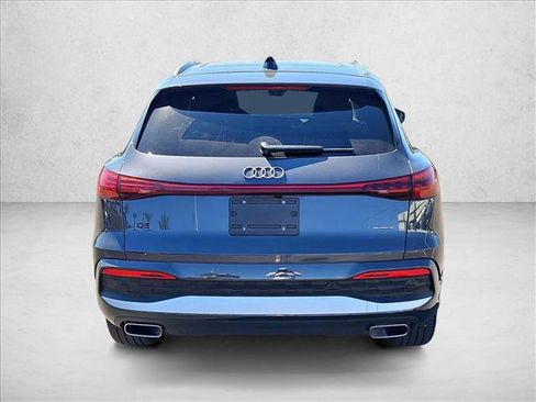 Certified 2025 Audi Q5 Premium Plus AWD/4WD image 7