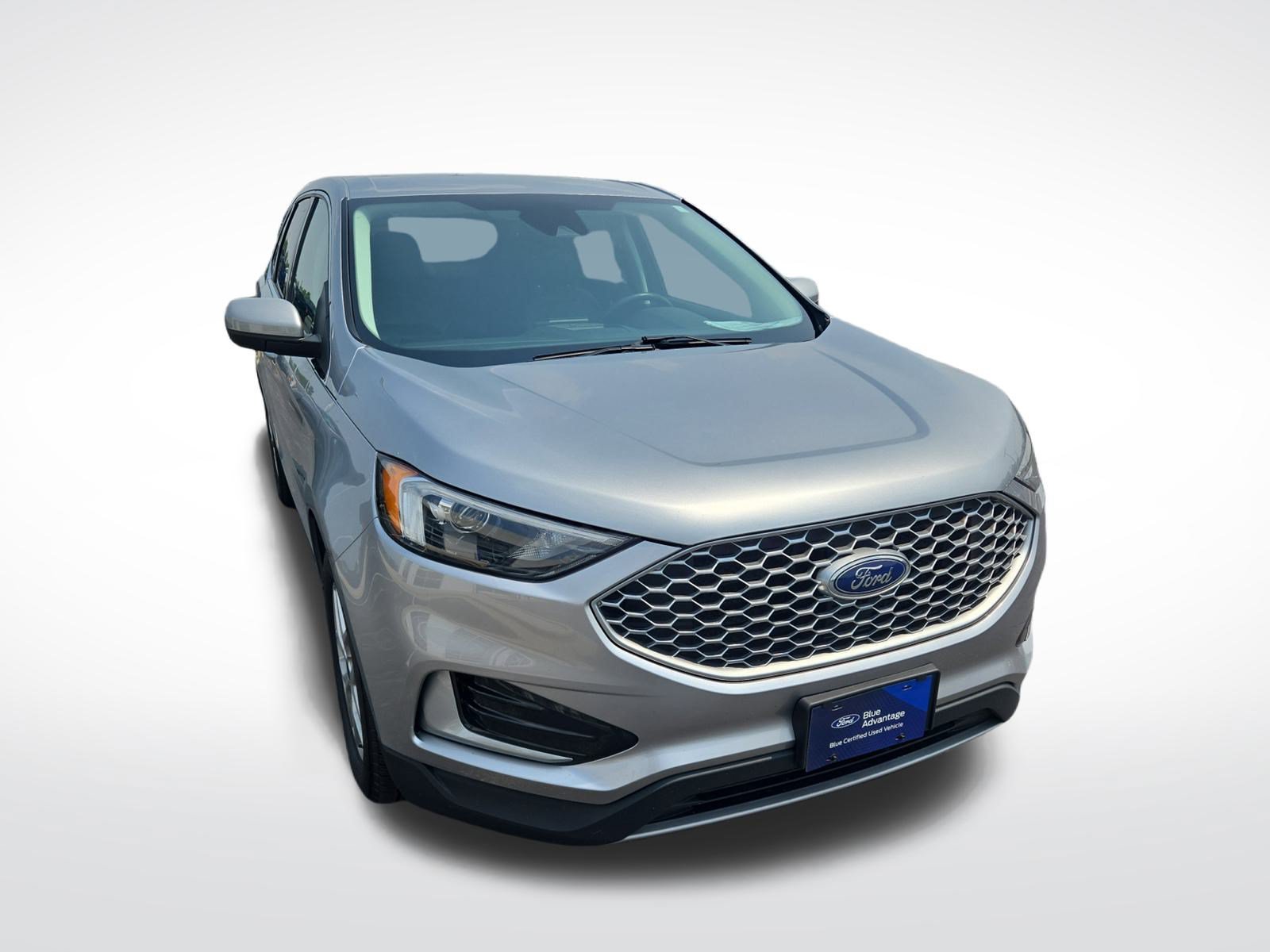 Used 2023 Ford Edge SEL AWD/4WD image 3