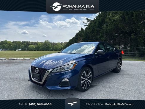 Used 2021 Nissan Altima 2.5 SR w/ SR Premium Package AWD/4WD image 1