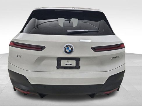 Used 2025 BMW iX xDrive50 image 8