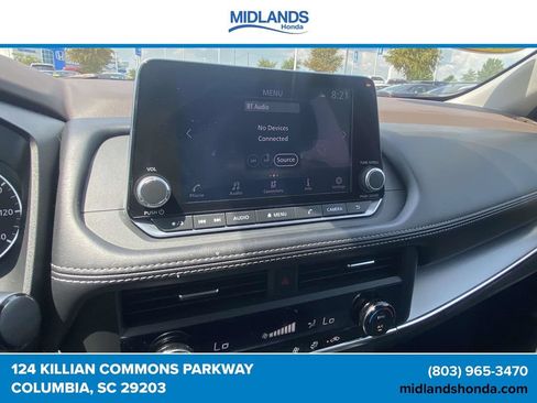Used 2023 Nissan Rogue SV AWD/4WD image 25