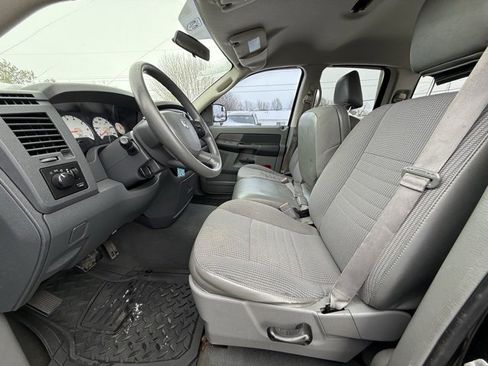 Used 2008 Dodge Ram 1500 Truck ST image 18