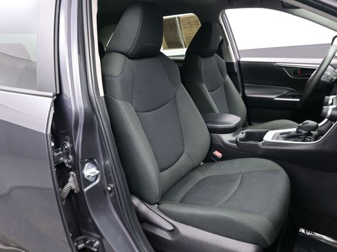 Used 2024 Toyota RAV4 LE image 13