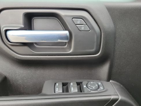 Used 2022 Chevrolet Silverado 1500 Custom RWD image 25