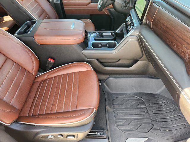 Used 2025 GMC Sierra 2500 Denali Ultimate AWD/4WD image 13