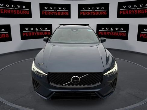New 2026 Volvo XC60 T8 Plus w/ Protection Package Premier AWD/4WD image 4