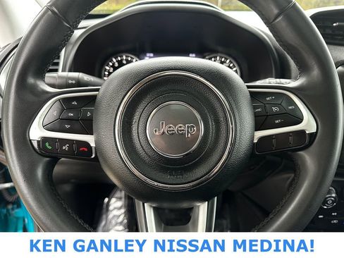 Used 2021 Jeep Renegade Latitude AWD/4WD image 28