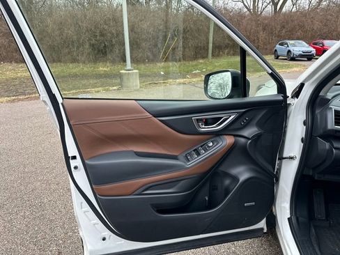 Used 2022 Subaru Forester Touring w/ Popular Package #2 image 11