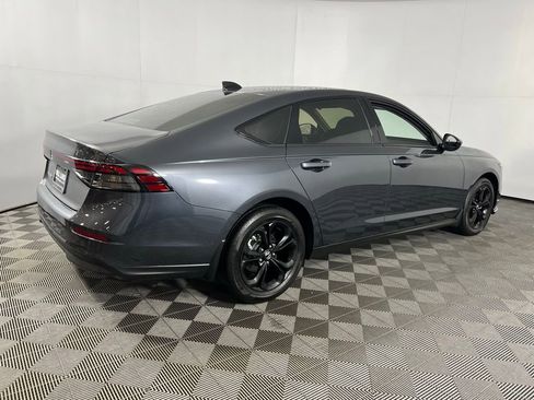 Used 2025 Honda Accord SE image 6