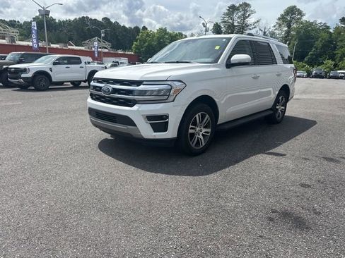 Used 2024 Ford Expedition Limited RWD image 1