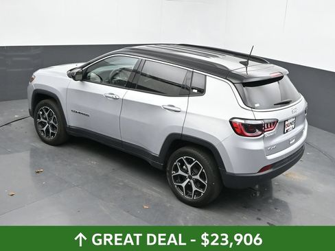 Used 2025 Jeep Compass Limited AWD/4WD image 45