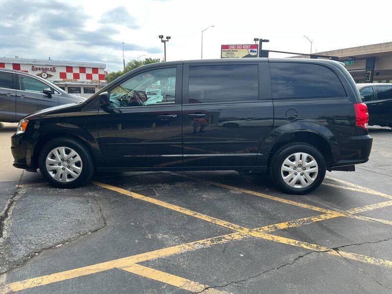 Used 2017 Dodge Grand Caravan SE w/ Power Window Group FWD image 6