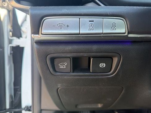 Used 2022 Genesis GV80 2.5T w/ Prestige Package 04 image 8