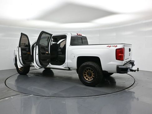 Used 2018 Chevrolet Silverado 1500 LTZ AWD/4WD image 30