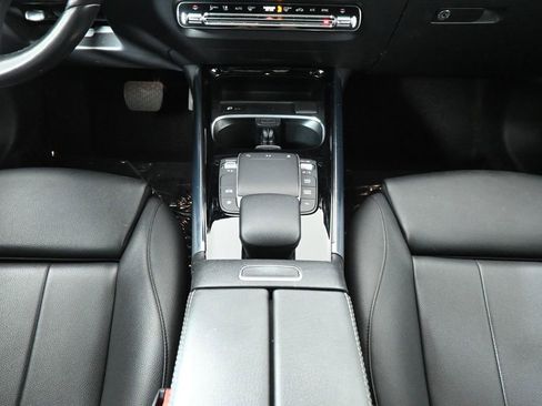 Certified 2022 Mercedes-Benz GLA 250 4MATIC image 23