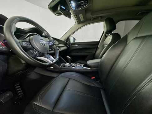 Used 2021 Alfa Romeo Stelvio Sprint w/ Nero Edizione image 21