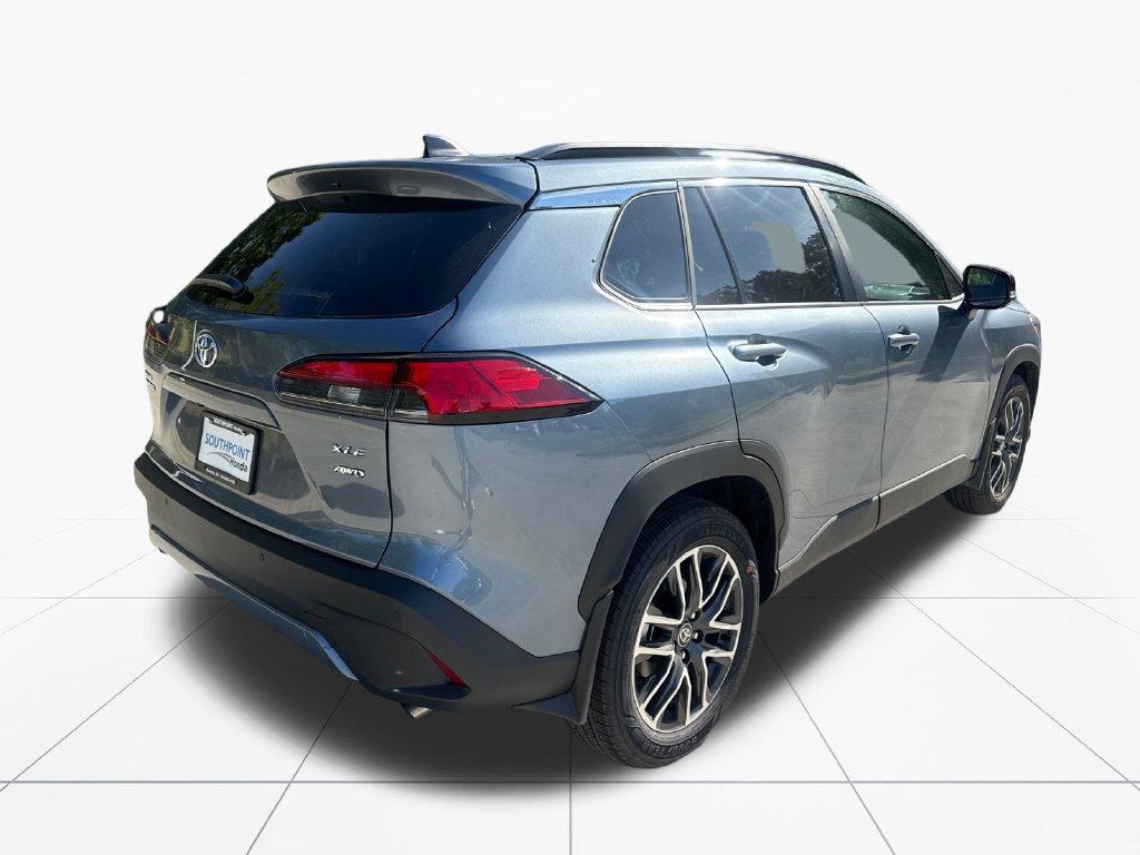 Used 2026 Toyota Corolla Cross XLE w/ Convenience Package AWD/4WD image 8
