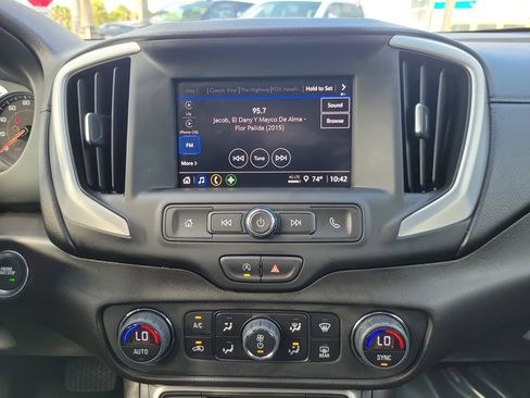 Used 2023 GMC Terrain SLE w/ Driver Convenience Package image 23