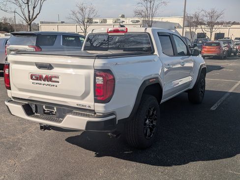 Used 2023 GMC Canyon Elevation w/ Convenience Package image 9