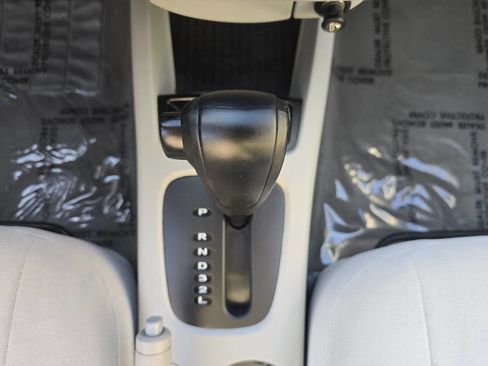 Used 2006 Kia Spectra EX image 30