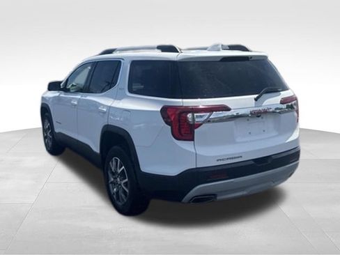 Certified 2023 GMC Acadia SLT FWD image 5
