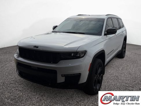 New 2025 Jeep Grand Cherokee L Limited w/ Luxury Tech Group II AWD/4WD image 1