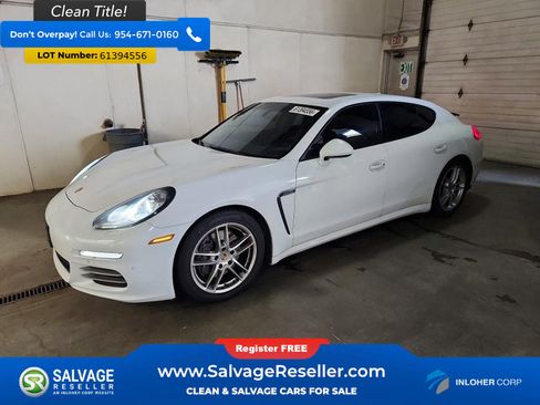 Used 2014 Porsche Panamera 4 AWD/4WD image 1