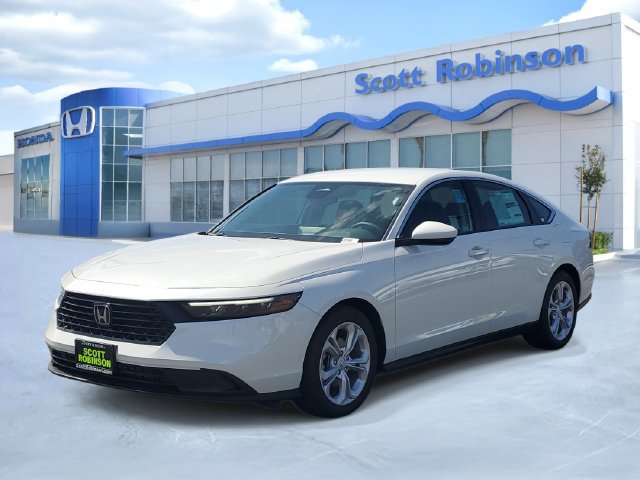 New 2026 Honda Accord LX image 2