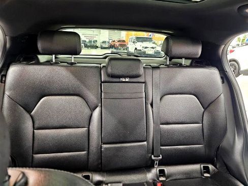 Used 2018 Mercedes-Benz GLA 250 4MATIC w/ Premium Package image 33