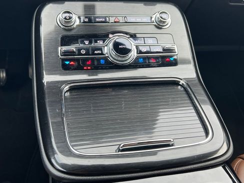 Used 2022 Lincoln Nautilus Reserve w/ Equipment Group 202A image 28