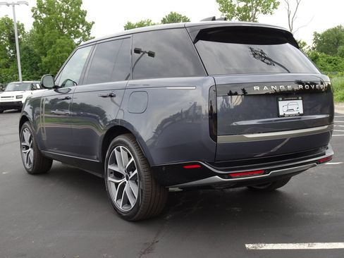 New 2026 Land Rover Range Rover SE AWD/4WD image 7
