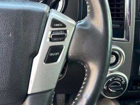 Used 2016 Nissan Titan PRO-4X w/ Pro-4x Convenience Package AWD/4WD image 23