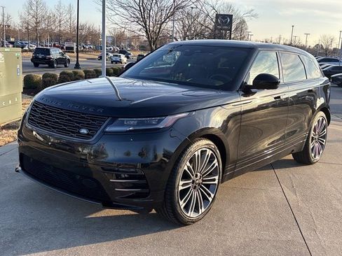 Used 2024 Land Rover Range Rover Velar Dynamic SE image 11