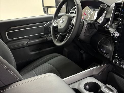 New 2026 RAM 2500 Big Horn AWD/4WD image 23