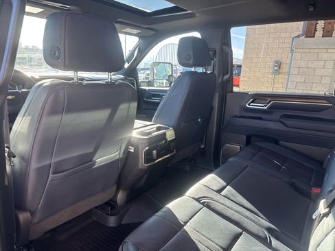 Used 2025 Chevrolet Silverado 3500 High Country w/ Technology Package image 34