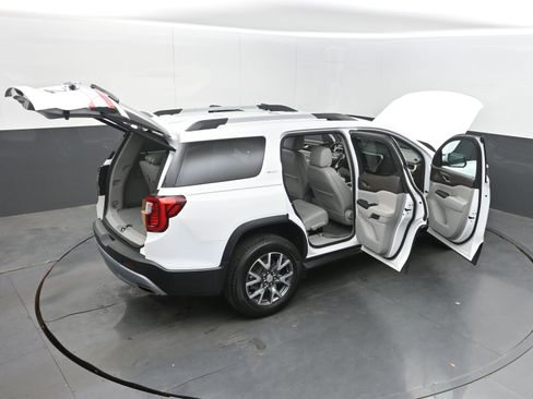 Used 2022 GMC Acadia SLT FWD image 46