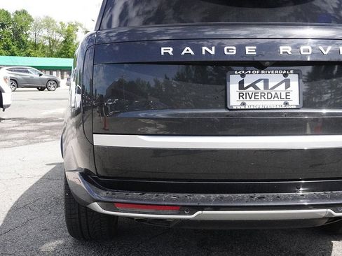 Used 2024 Land Rover Range Rover Long Wheelbase Autobiography AWD/4WD image 19