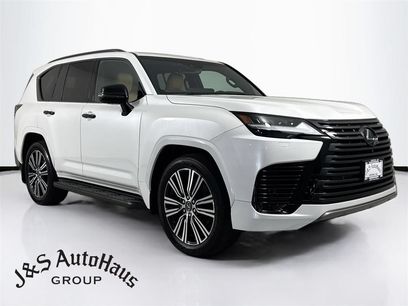 Used 2023 Lexus LX 600 4WD w/ Appearance Package