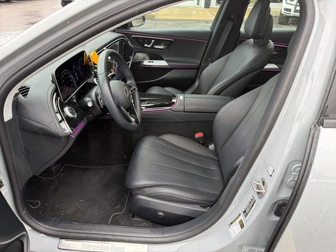 Used 2024 Mercedes-Benz E 350 4MATIC Sedan w/ MBUS Superscreen Package image 8