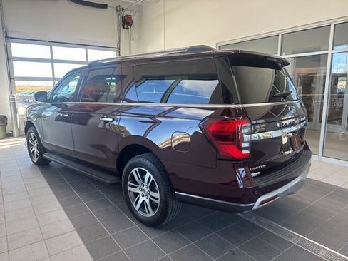 Used 2024 Ford Expedition Max Limited AWD/4WD image 3