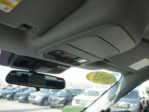 Used 2025 Ford F150 XLT w/ Equipment Group 301A Standard image 28