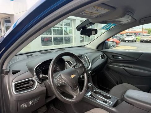 Used 2020 Chevrolet Equinox LT w/ Driver Convenience Package FWD image 7